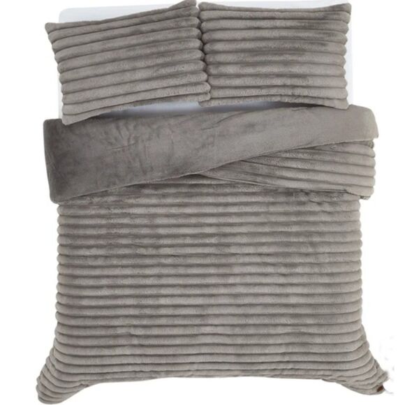 Frye 2" Solid Channel Luxury Faux Fur Comforter 3 Piece King Set - Gray - Picture 1 of 4